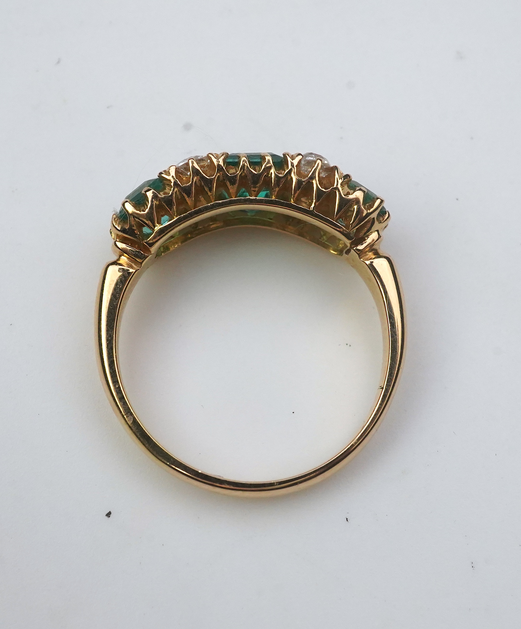 A late Victorian emerald and diamond ring, circa 1901
